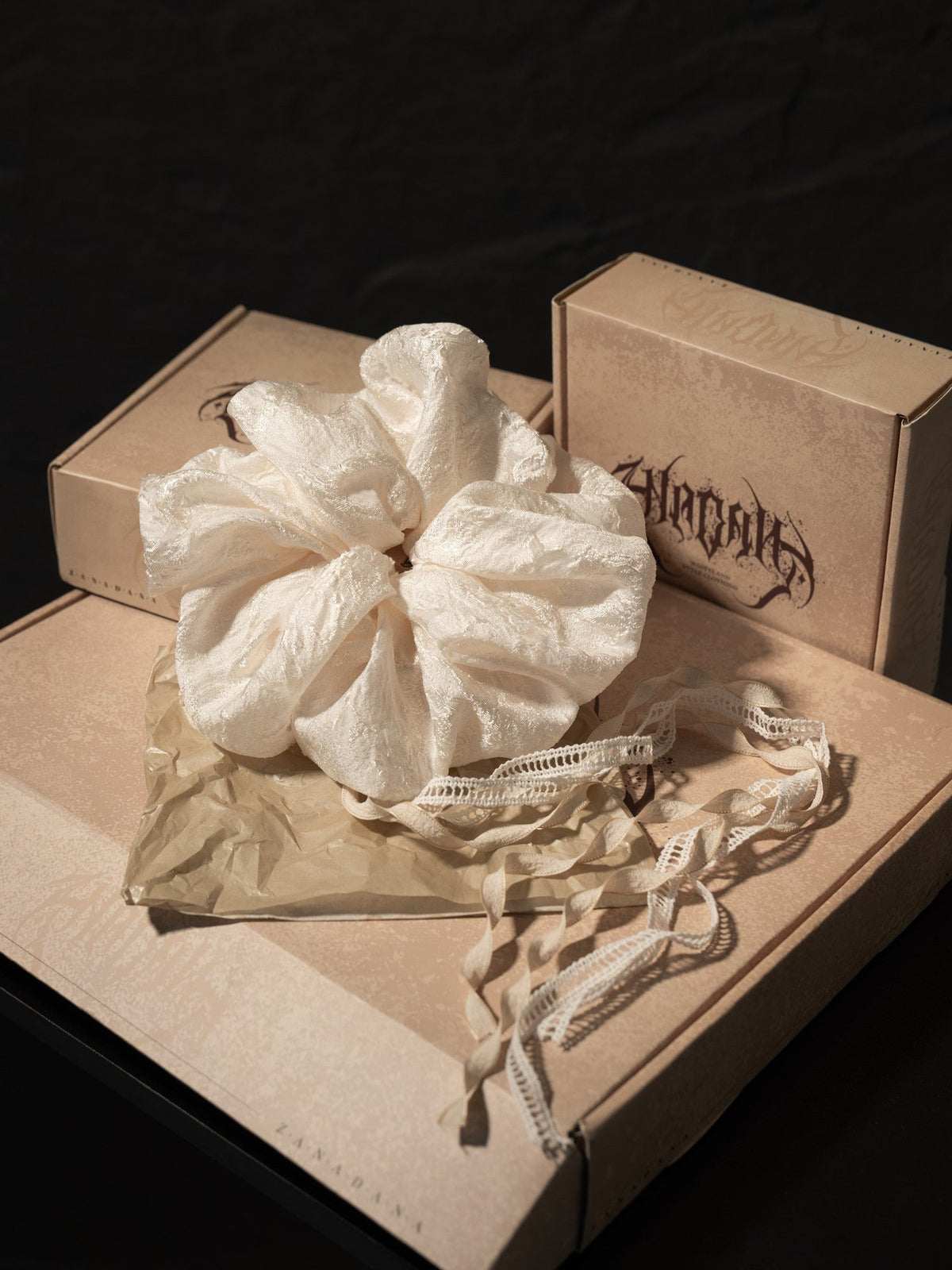 ZD Pearl Glow Scrunchie — 2